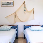 Les De Chateau Trompette *