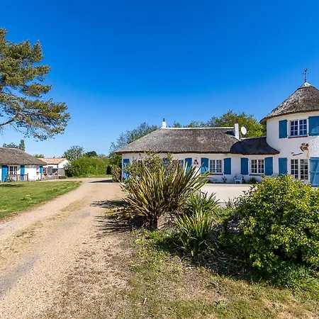 Les De Chateau Trompette