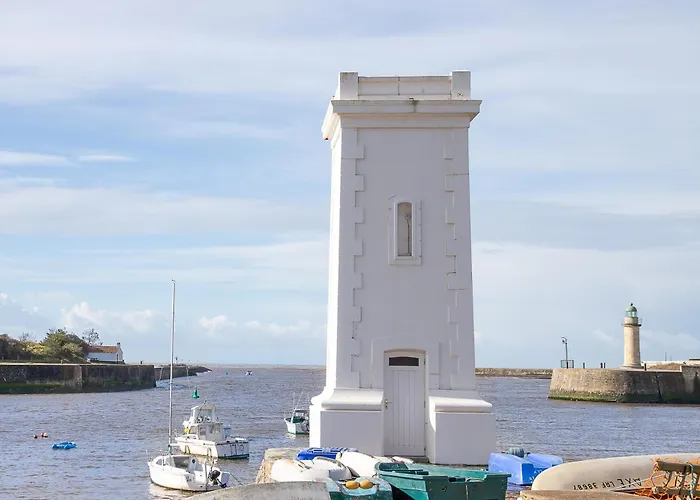 Les De Chateau Trompette アパート