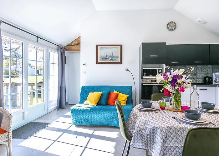 Les De Chateau Trompette アパート