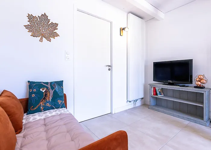 아파트 Les De Chateau Trompette Le Fenouiller