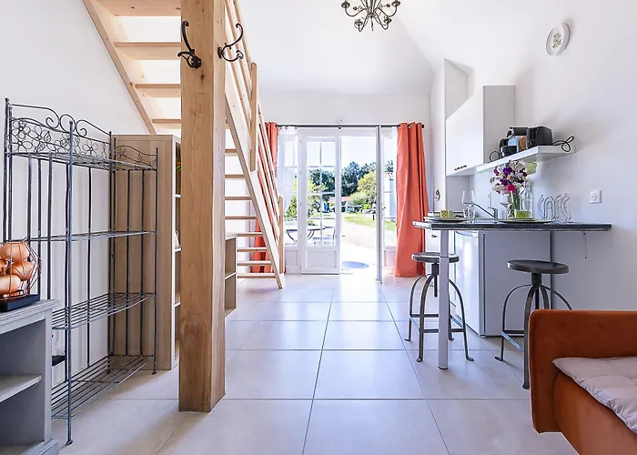 Les De Chateau Trompette 아파트 Le Fenouiller